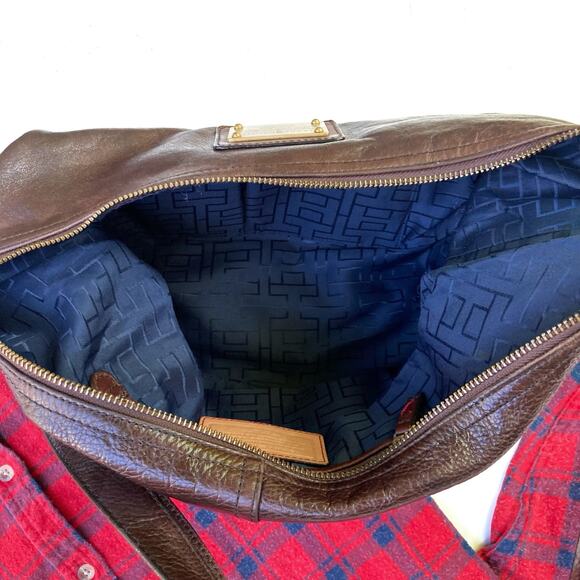 Vintage Y2K Tommy Hilfiger Chocolate Leather Shoulder Bag | 2000s Banana Style - Picture 15 of 16